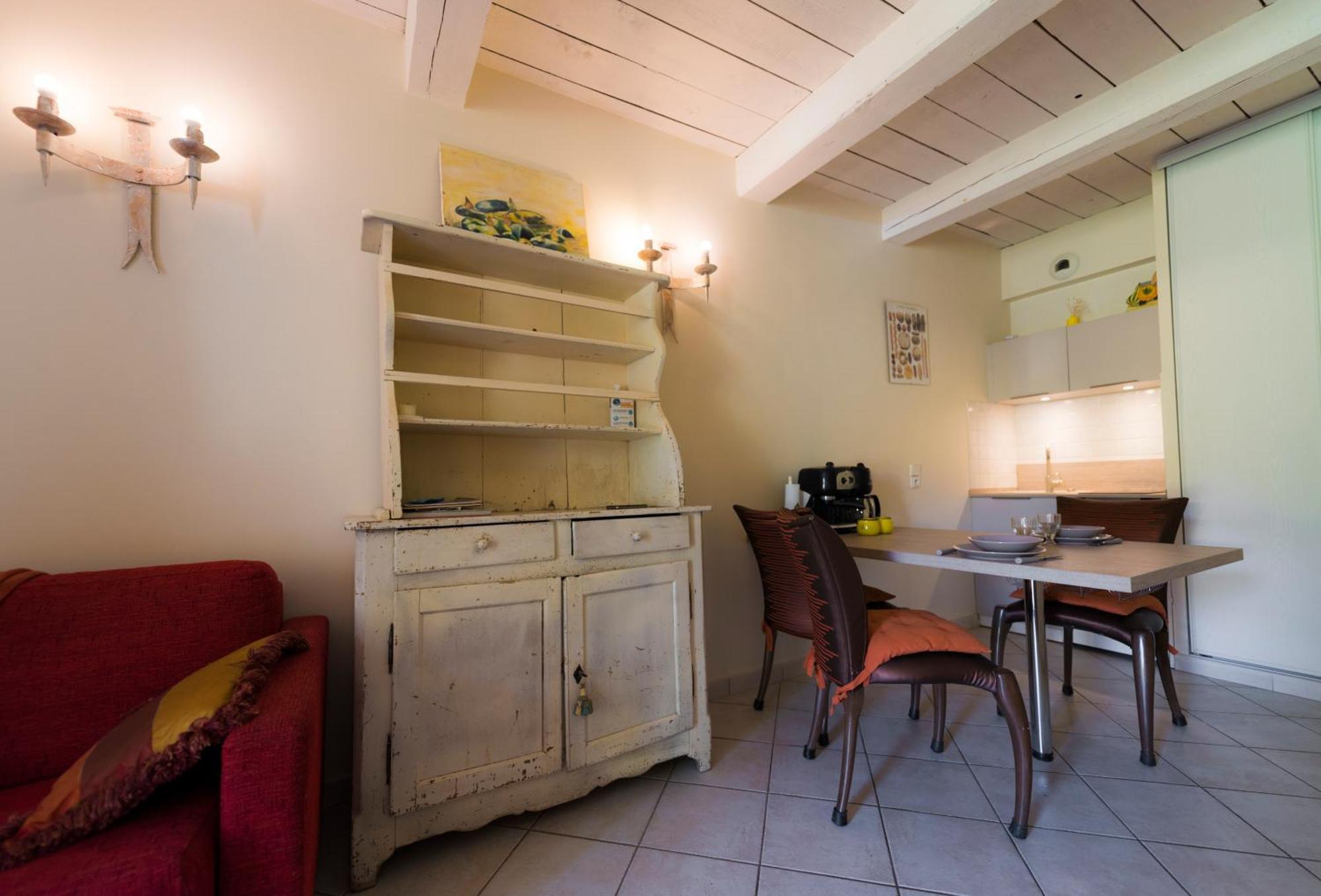 La Campagne St Lazare - Restaurant Chambres D'Hotes Piscine & Spa Forcalquier Eksteriør bilde